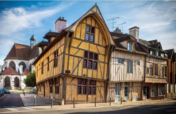 Les Chalets Aux Gites D'Orient Géraudot エクステリア 写真