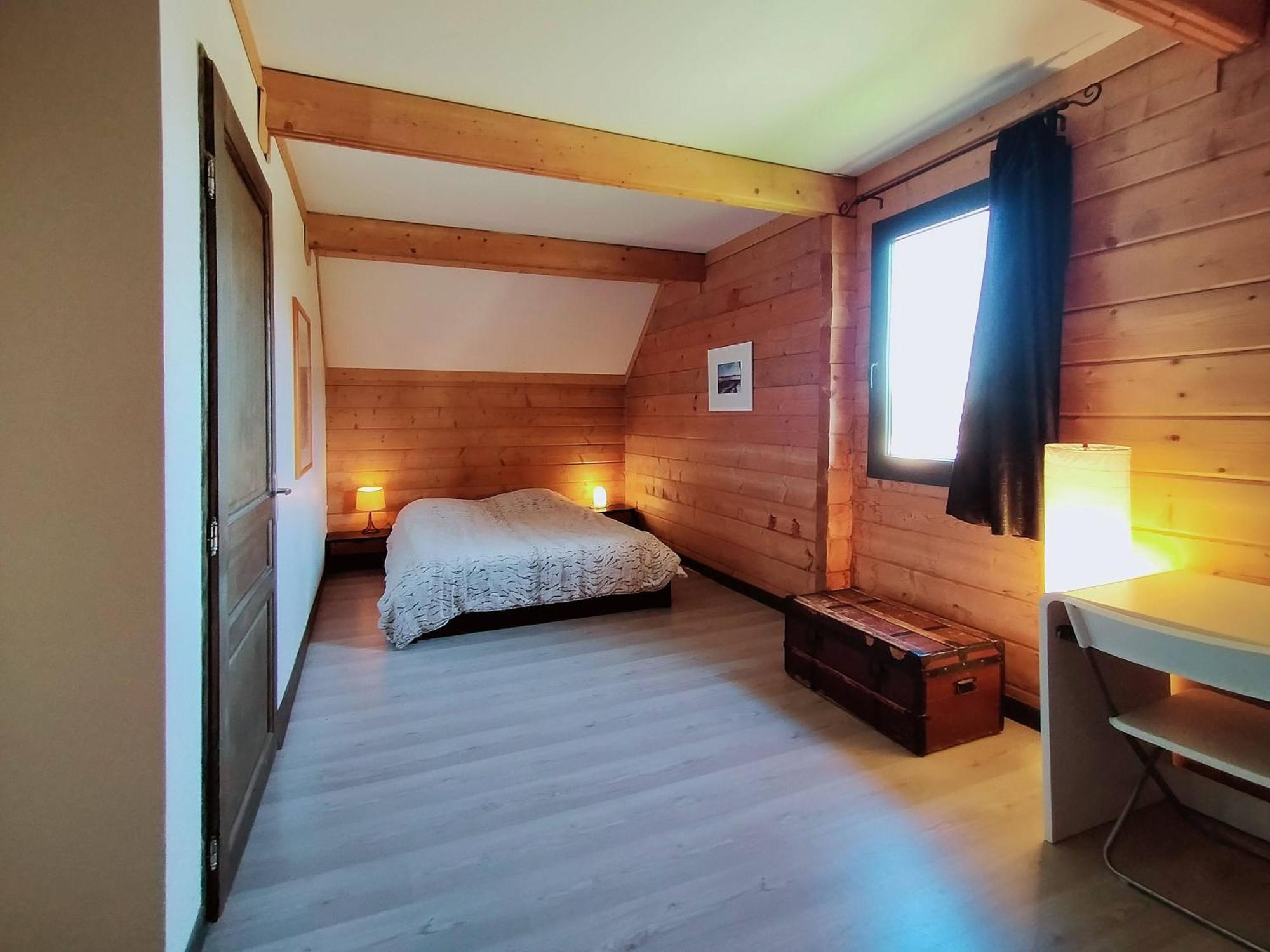 Les Chalets Aux Gites D'Orient Géraudot エクステリア 写真
